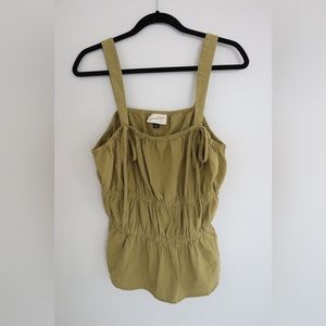 Universal Thread Olive Women’s Tank Top. Size Medium.